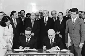 Perez: Signing of protocol on results of state plans