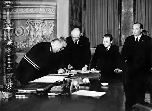 Engelbert: Signing of the Rome Protocols by Austria, Hungary and Ital