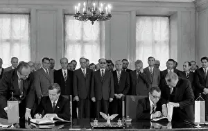 Ryzhkov: Signing of Soviet-Polish documents in Warsaw