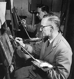 Easel: Signwriters at work