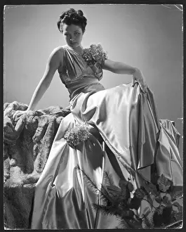Flaring: SILK GOWN WITH FLOWERS