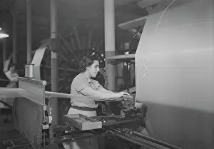 1930 1939: Silk warping at the William Skinner and Sons
