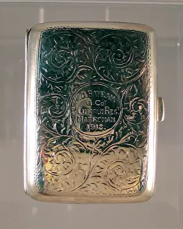 Regt: Silver cigarette case - WWI