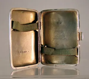 Regt: Silver cigarette case - WWI