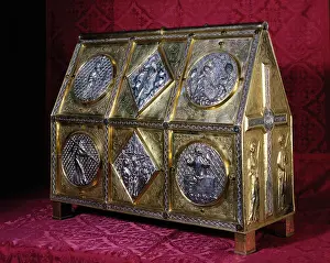 Ciborium: Silver gilt vessel for altar bread