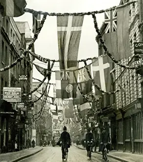 Houndsditch: Silver Jubilee celebrations, Houndsditch, East London