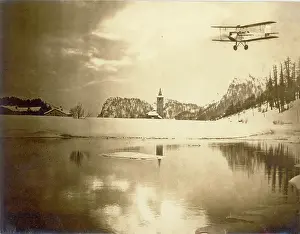 Biplanes: Simmonds Spartan aircraft
