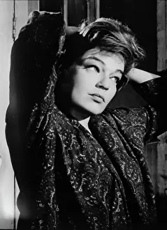 Signoret: Simone Signoret - Actress