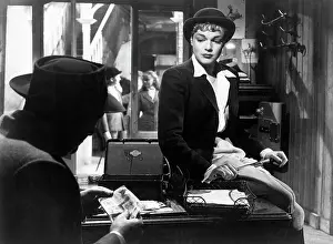 Signoret: Simone Signoret - Actress - Celebrity