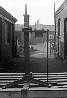 Singeing: Singeing machine at hatworks