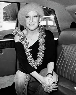 Palladium: Singer, Actress Bette Midler 1945 -