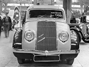 Showroom: Singer Airstream, 1934