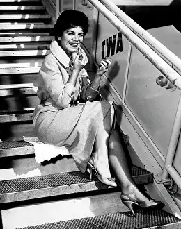 Copacabana: Singer Eileen Barton 1924 - 2006