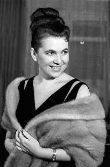 Vishnevskaya: Singer G.Vishnevskaya