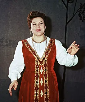 Zykina: Singer Lyudmila Zykina, 1970