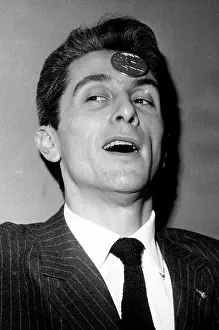 Blazon: Singer Marcel Amont 1929 -
