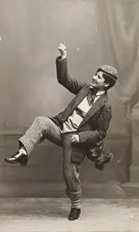 Adle: Singer Mimi Marlow in a Breeches role
