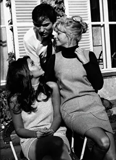 Agathe: Singer Nancy Sinatra