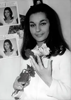 Tremendous: Singer Rosy Armen