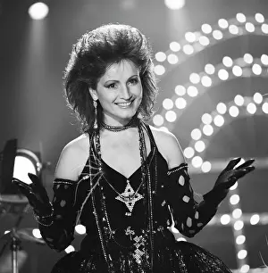 Sings: Singer Sofia Rotaru, 1987