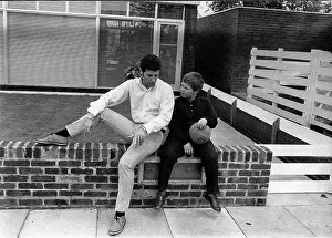 Shepperton: Singer Tom Jones 1940 -