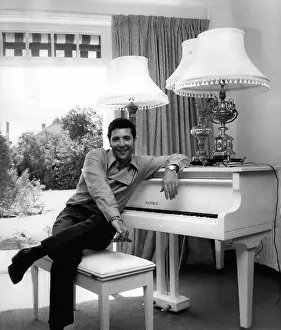 Sunbury: Singer Tom Jones