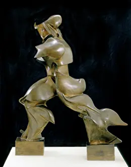 Boccioni: Singular forms of continuity in space