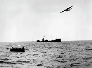 Lifeboats: Sinking English ship during the Second World War, 1940