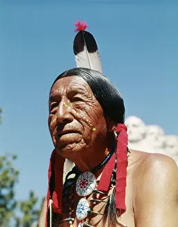 Rushmore: SIOUX INDIAN IN THE BLACK HILLS MOUNT RUSHMORE