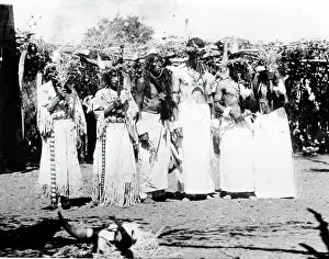 Teepees: SIOUX INDIANS-Native American tribesmen ?