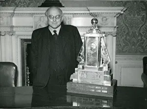 Musick: Sir Bennett Melvill Jones, CBE, HonFRAeS, 1887-1975, wa?