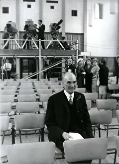 Pilkington: Sir Harry Pilkington prepares to speak, press conference