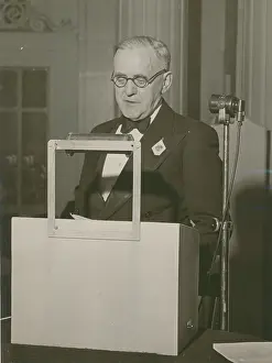 Fraes: Sir Johns Buchanan CBE - RAeS President