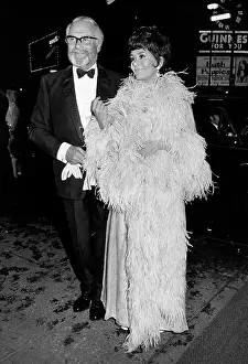 Plowright: Sir Laurence Olivier, Joan Plowright, film premiere, London