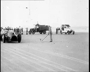 Daytona: Sir Malcolm Campbell breaking the land speed