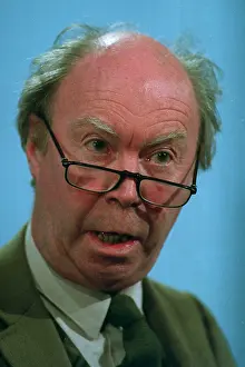 Fairbairn: Sir Nicholas Fairbairn Qc MP