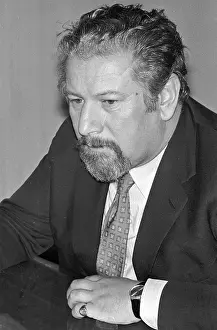 Oldrich: Sir Peter Ustinov - Prague - visit
