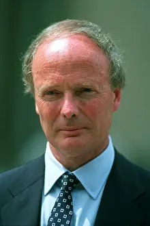 Renwick: Sir Robin Renwick Kcmg