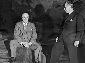 Probe: Sir Thomas Beecham and Mr. Hasait, 1934