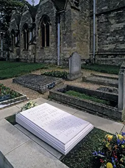 Clementine: Sir Winston Churchill's Grave