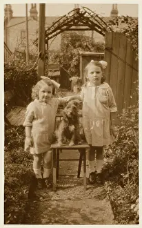Suggest: TWO SISTERS AND DOG