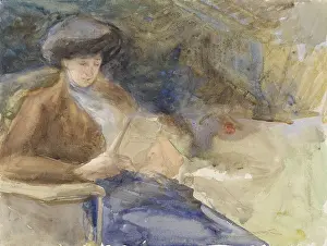 20 40: Sitting Woman Reading