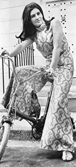Culotte: Sixties patterned silk culotte suit