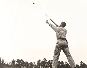 Mid Air: Skeet shooting