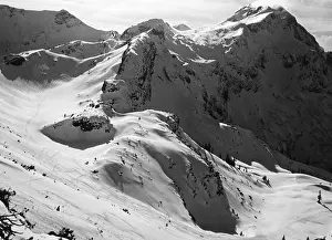 Ammergau: Ski descent from the Hochplatte, around 1930