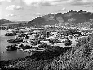 Skiddaw: SKIDDAW & DERWENTWATER
