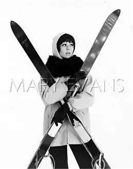 Skiis: SKIING CROSSROADS