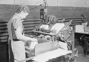 Tennessee: A skilled woman operating the tipping machine