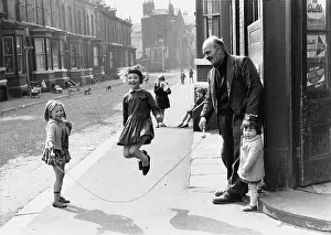 Communities: Skipping in the street - Manchester 1968