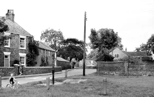 Humberside: Skipsea, the Green c1960